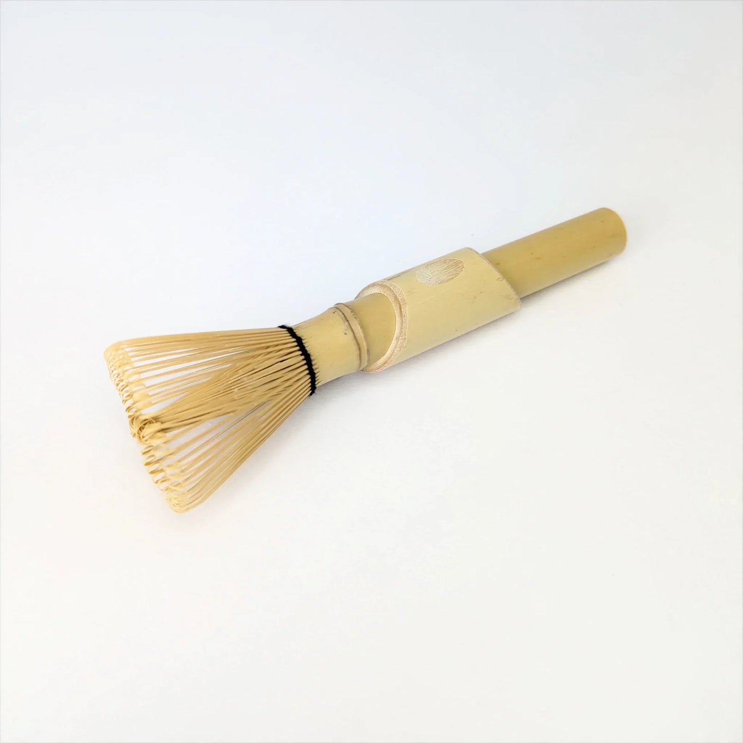 Lys matcha-visp (Chasen) med langt håndtak – For kopper